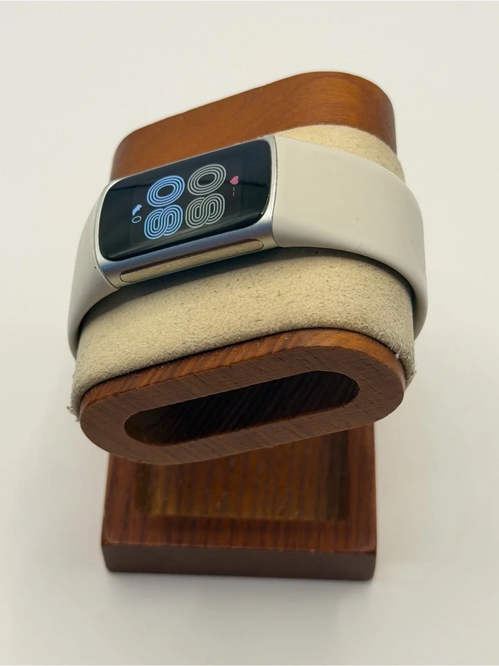 Fitbit Charge 6, Very Good, Charger Included, Tested, Latest Model